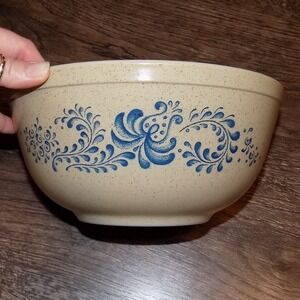Pyrex Colonial Mist Mixing Bowl 2.5 Quart Blue Tan Good Vintage 403 Cinderella